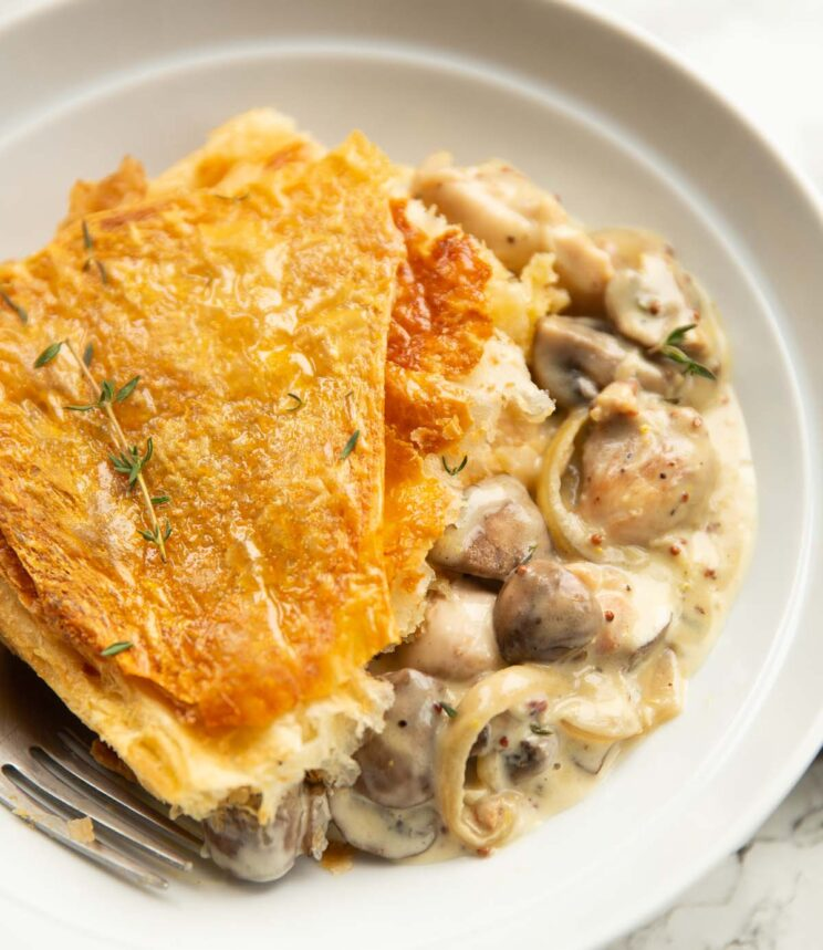 Creamy Chicken & Mushroom Pie