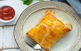 Creamy Chicken & Mushroom Pie